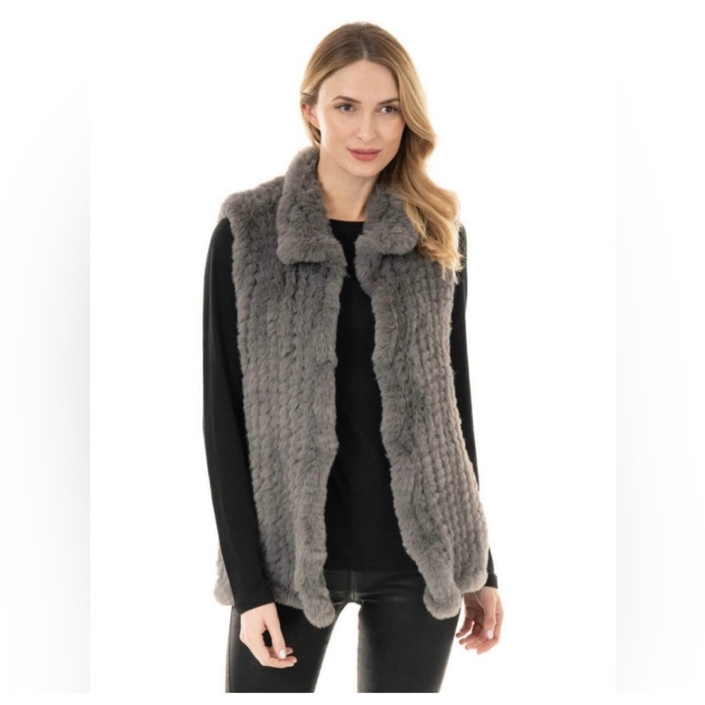 NWT Donna Saylers Fabulous Faux Fur Knitted Vest Slate Grey Size Medium